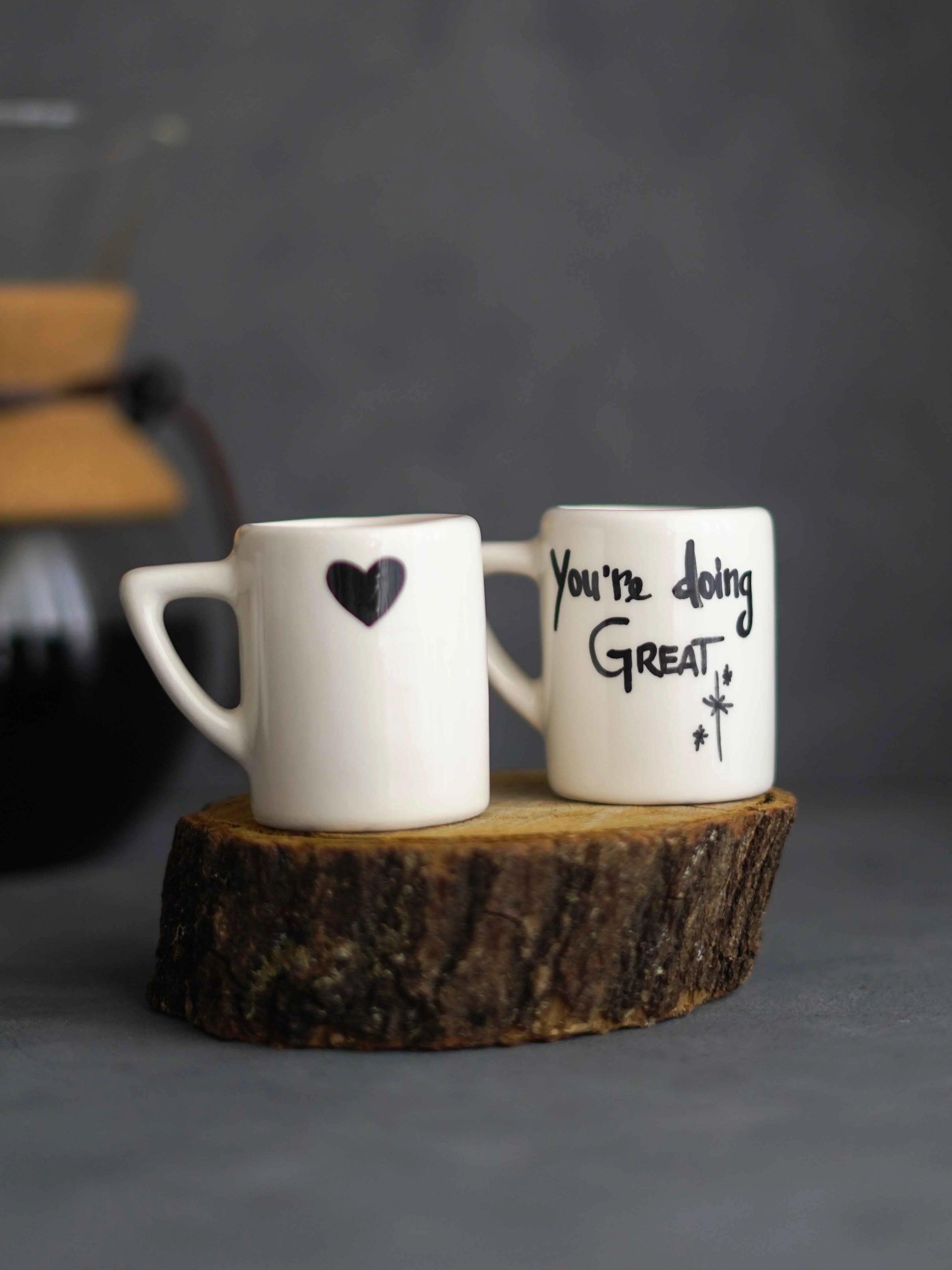 CerAmor Chávenas de Café - Conjunto de duas chávenas de café em ceramica portuguesa branca com frase motivadora