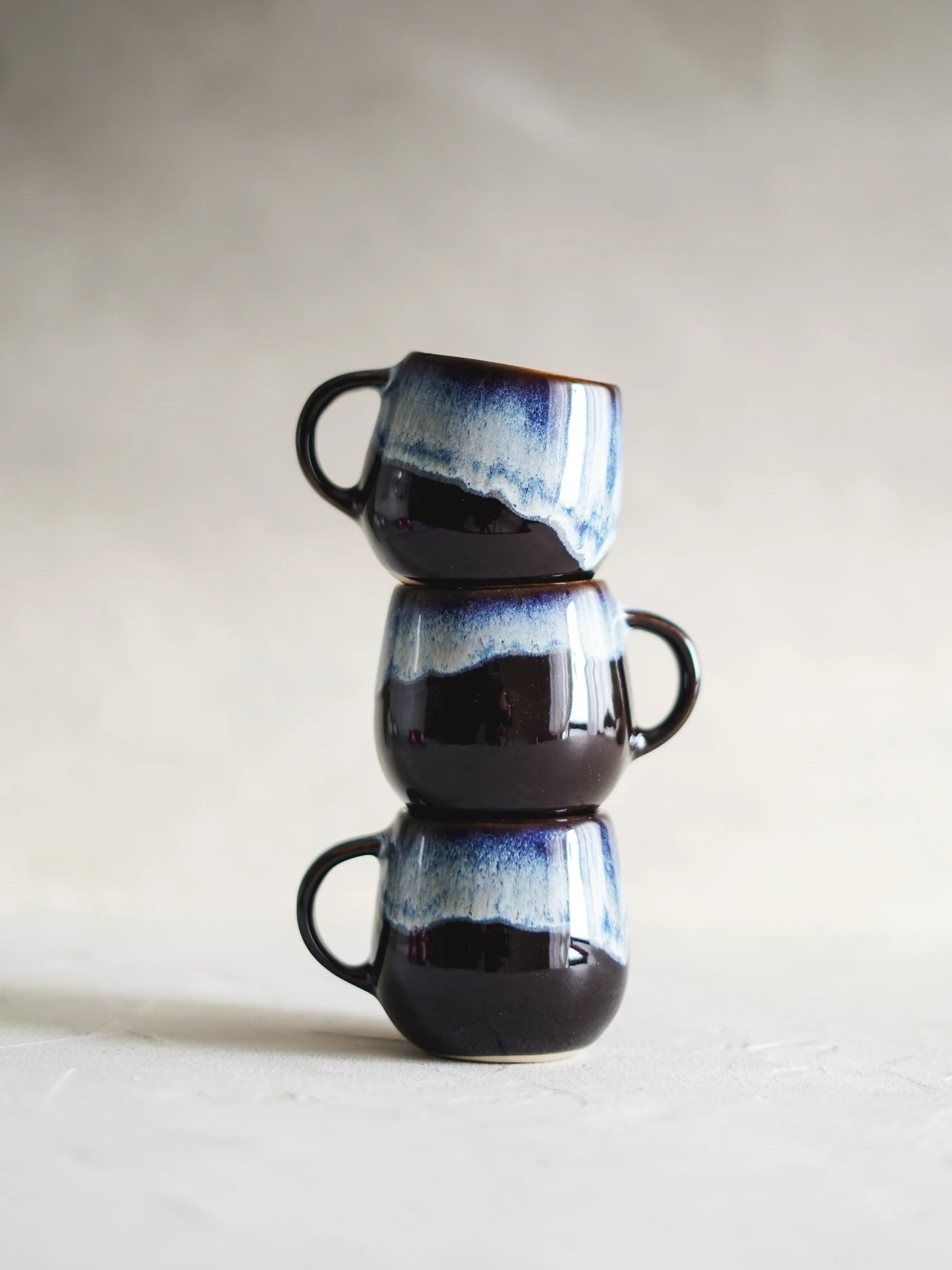 CerAmor Chávenas de Café - Chávena de café em ceramica portuguesa em tons azul, preto e cinza e branco