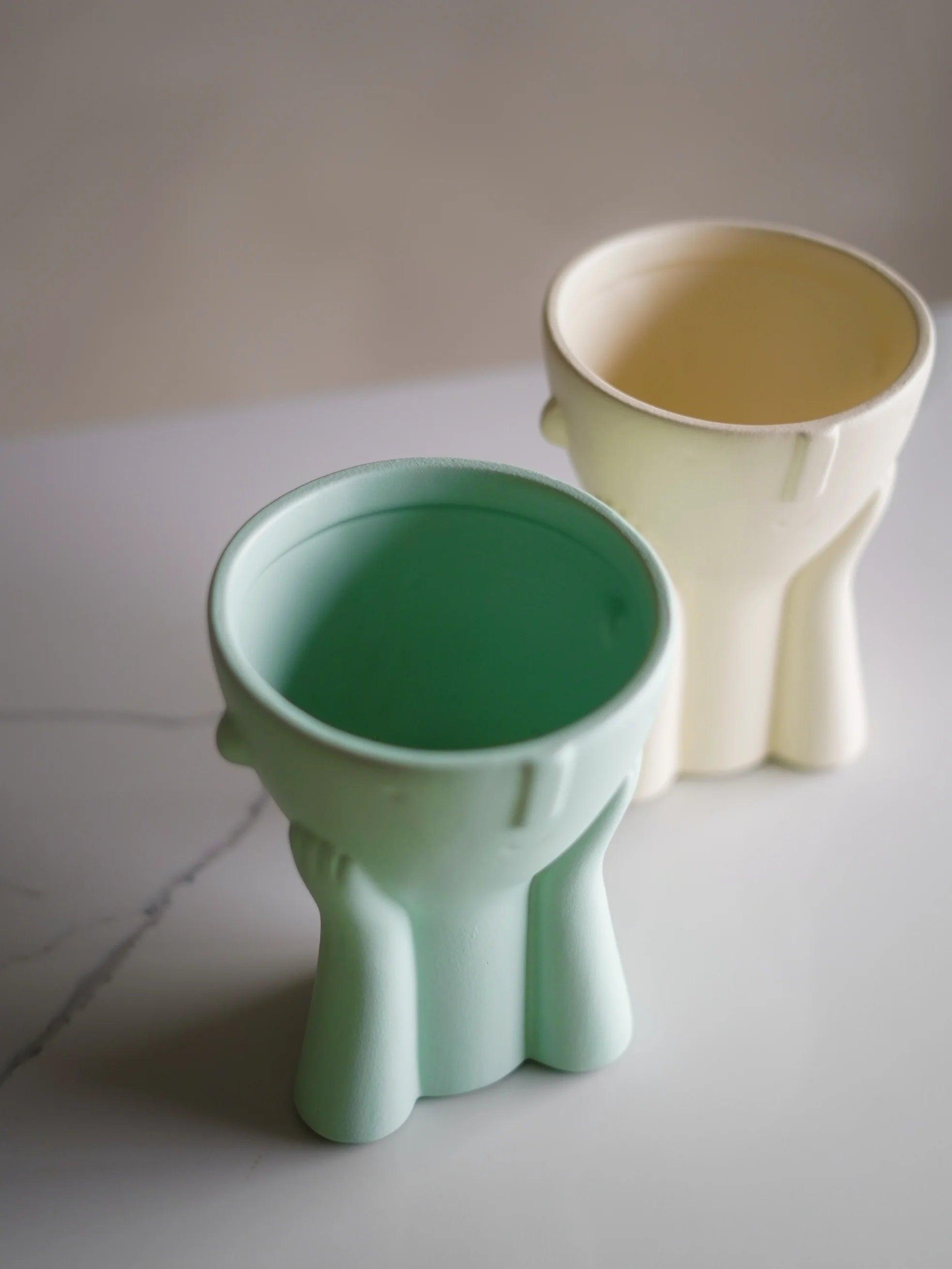CerAmor Cerâmica Jarras - Jarra flores em cerâmica portuguesa na cor verde água modelo principezinho