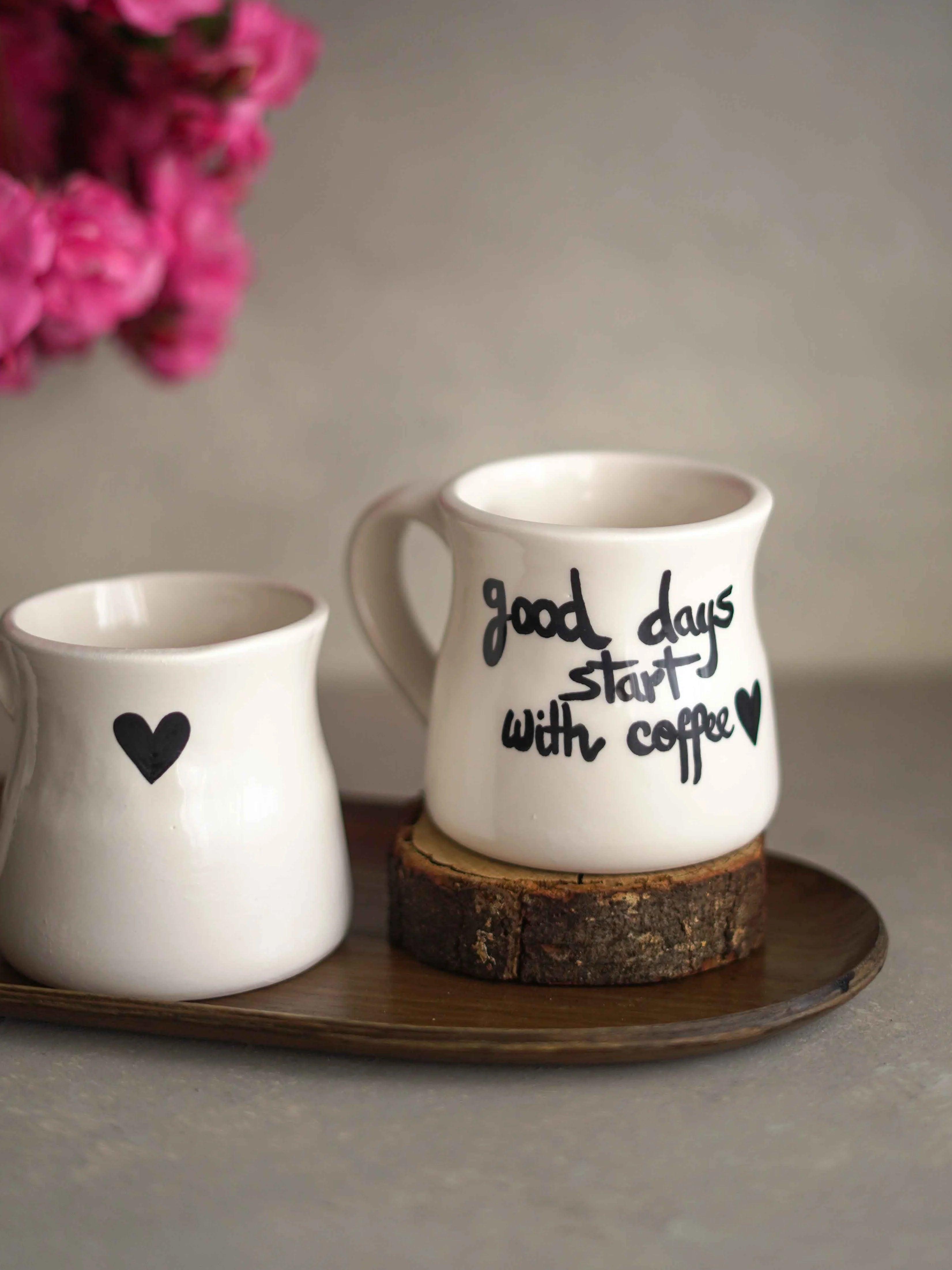 CerAmor Canecas Ceramica Personalizadas - Caneca branca com frase "Good Days star with Coffee"
