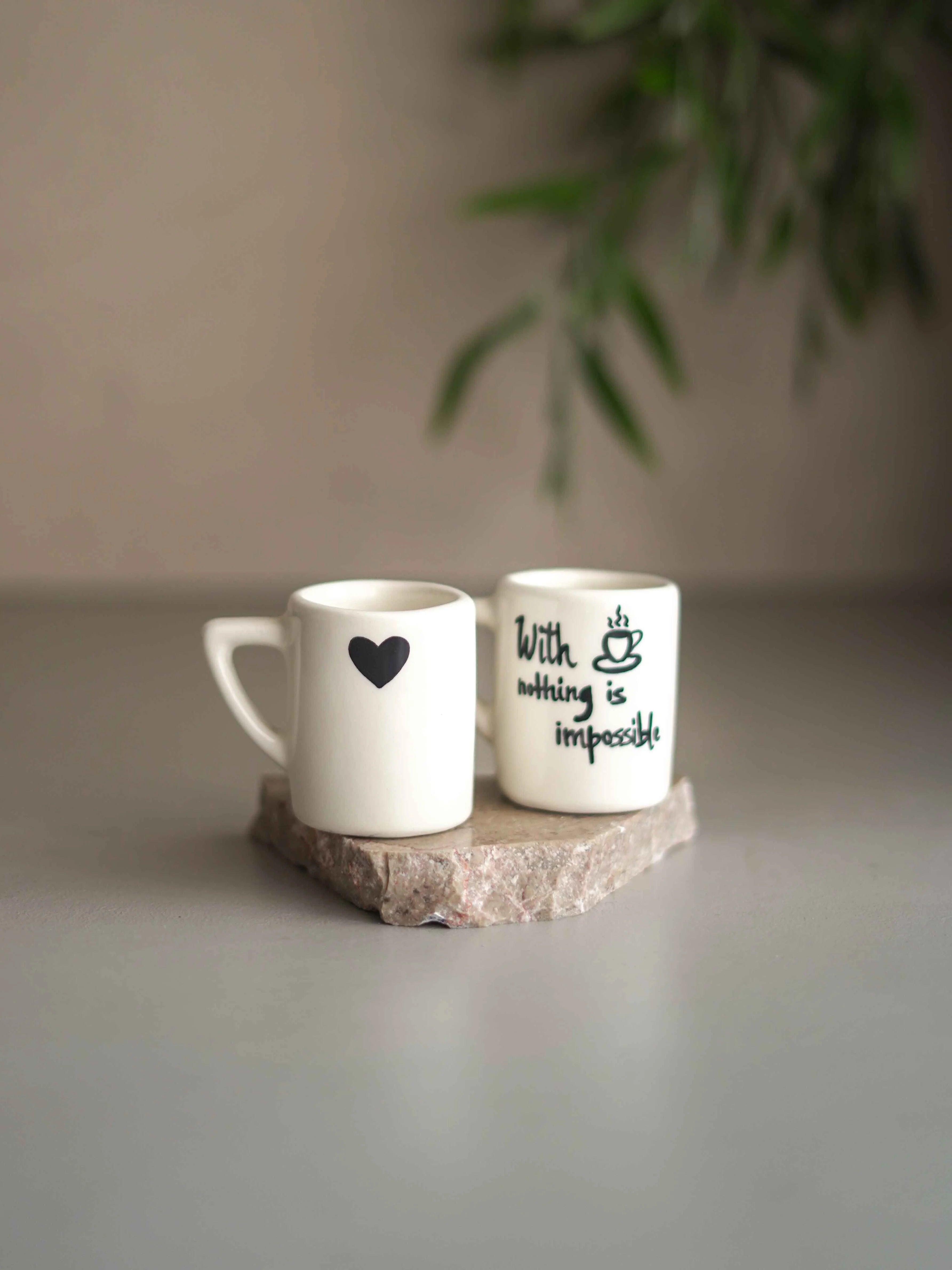 CerAmor Chávenas de Café - Conjunto de duas chávenas de café em ceramica portuguesa branca com frase motivadora